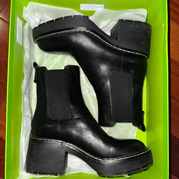 Sam Edelman Chelsea Boots - Picture 1 of 6